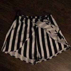 Stripped shorts